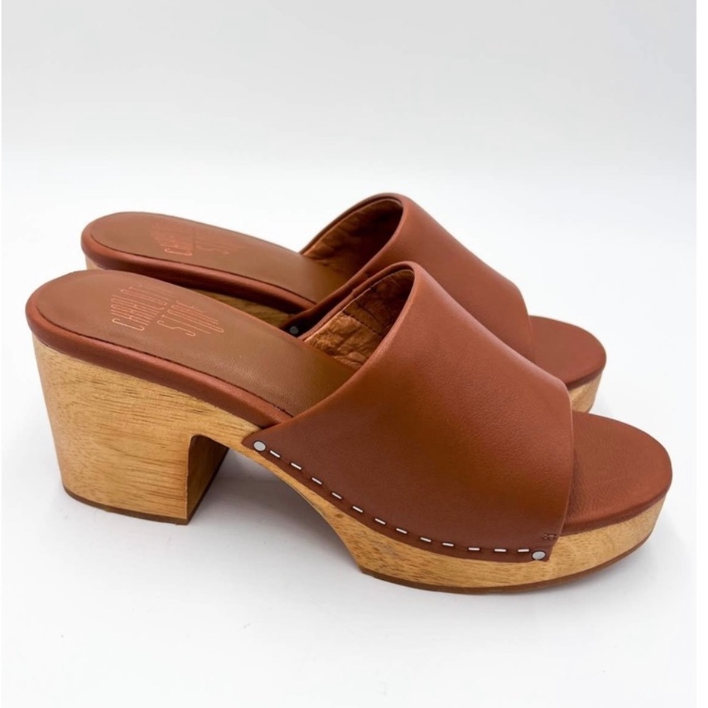 CHARLOTTE STONE Platform Sandals